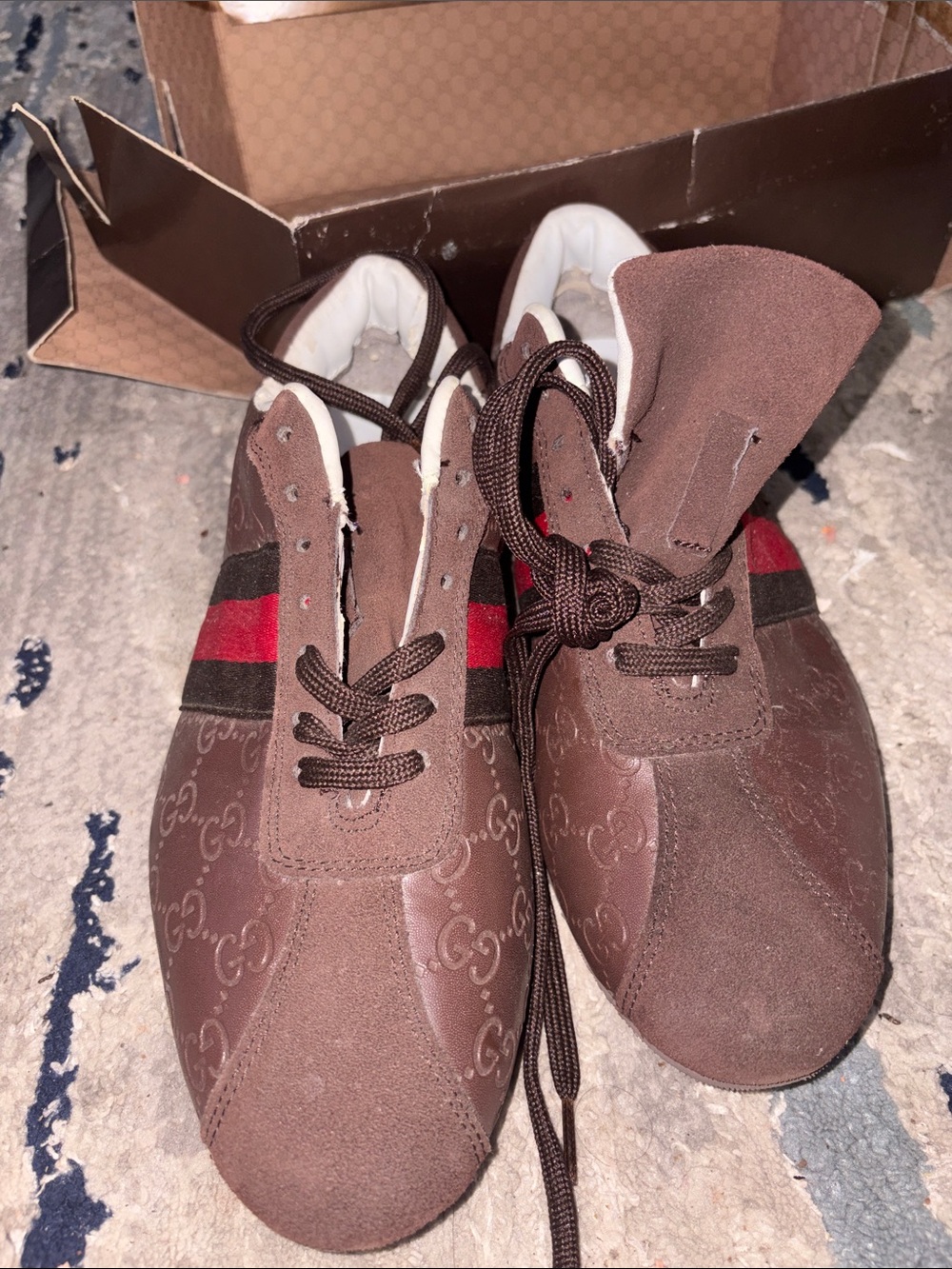 Gucci Brown Suede Sneakers with Red Web Stripe never been worn even one time